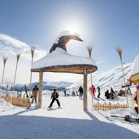 Suisse Rs1 Apartment *